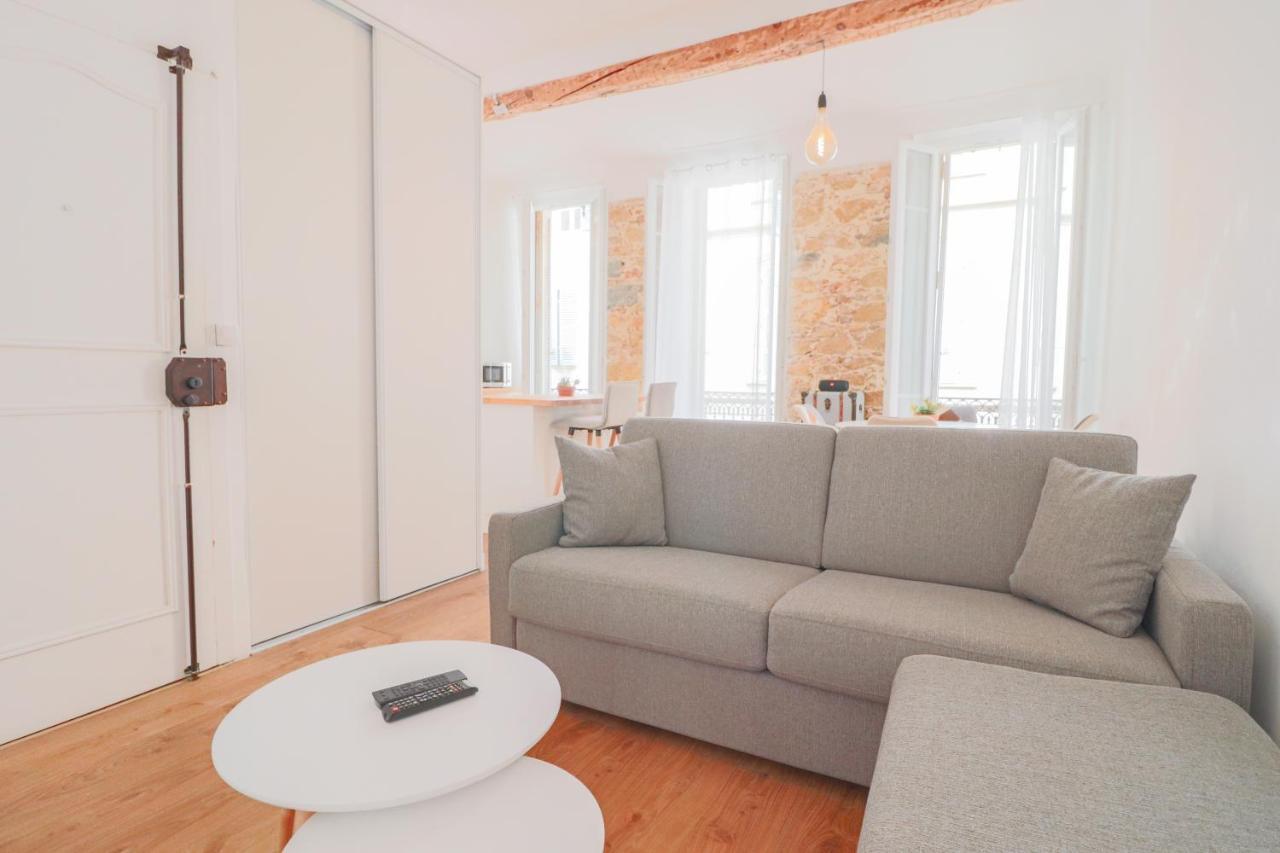Stylish Apartment In The Old Town, With Ac. Αντίμπ Εξωτερικό φωτογραφία